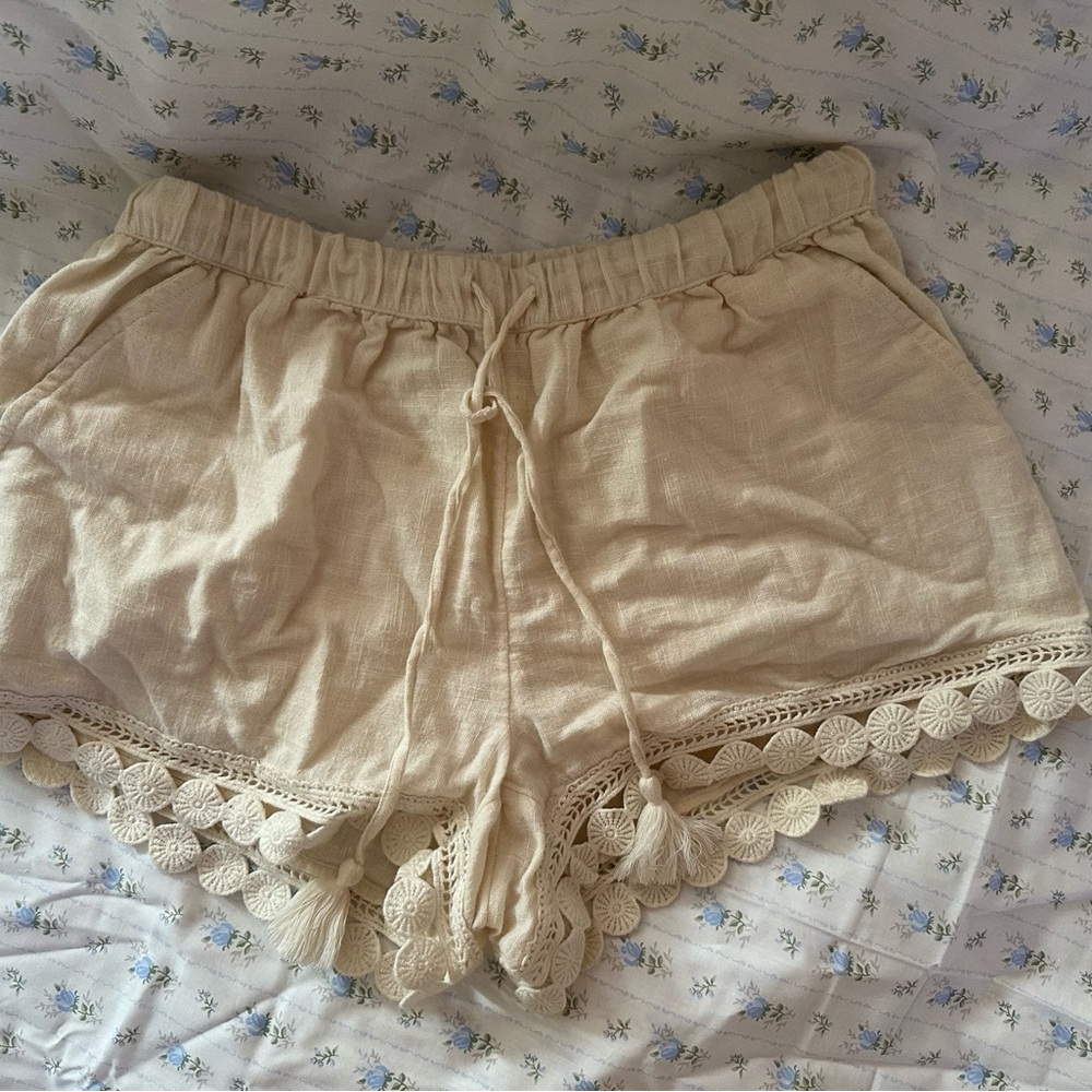 Aerie crochet trim boho Beige Textured Shorts